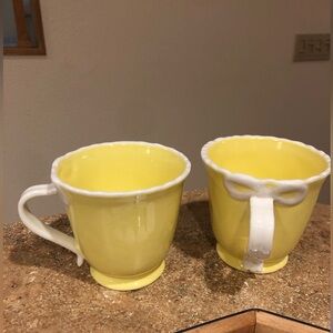 Anthropologie 2 Benedita Bow Mugs - Butter Yellow NWT White Bow Stoneware Glossy